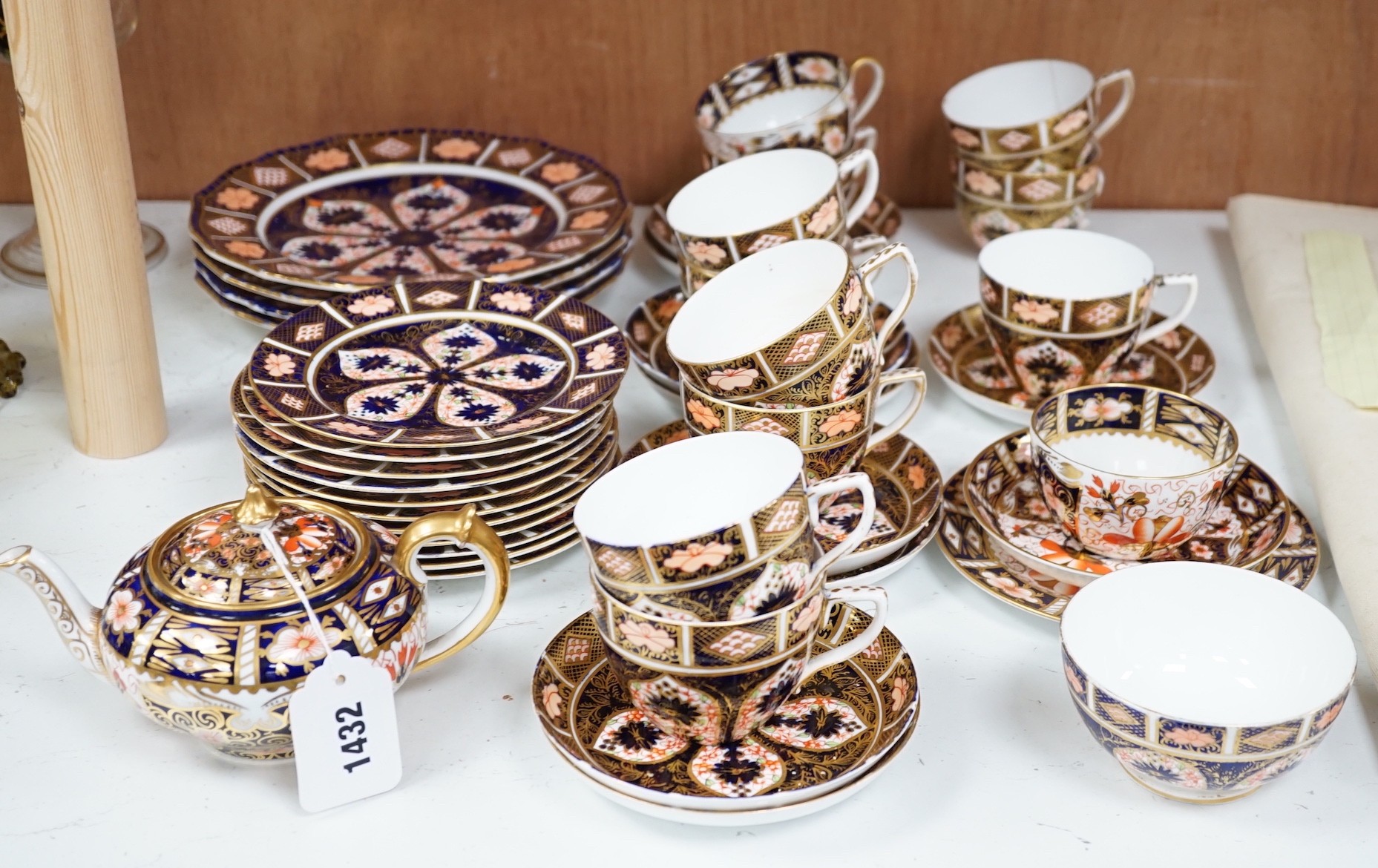Royal Crown Derby no:1128 pattern, tea ware and other similar patterned tea ware